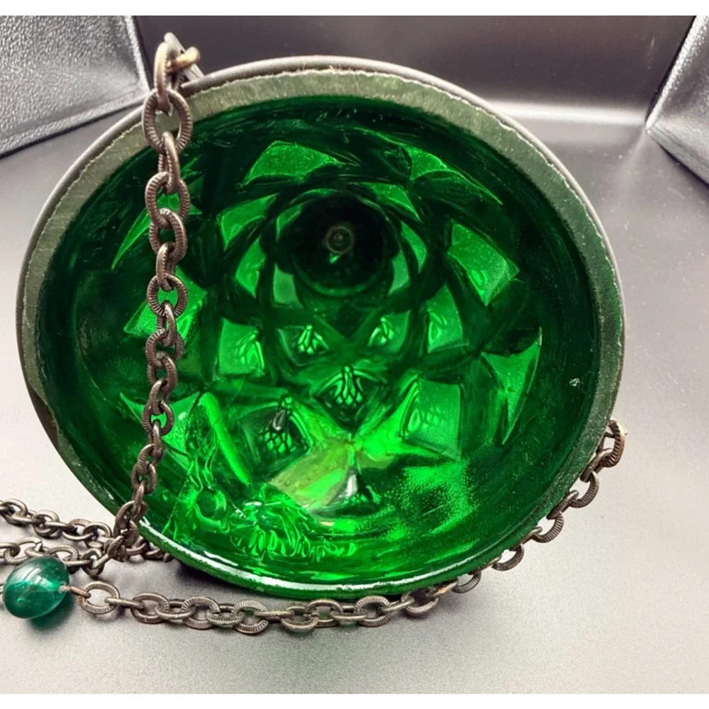 Hanging Metal Orthodox Sanctuary Vigil Lamp Candle Holder Emerald Green Diamond